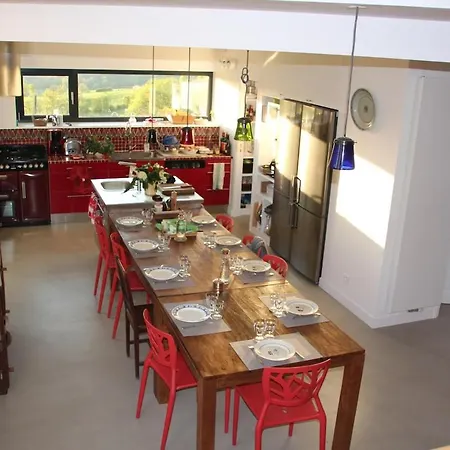 Les Maisons D'en Bas, Piscine Et Jaccuzi Saint-Remy (Aveyron)