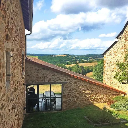 Les Maisons D'en Bas, Piscine Et Jaccuzi * Saint-Remy (Aveyron)